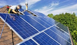 Service d'installation de photovoltaïque et tuiles photovoltaïques à Saint-Yvi